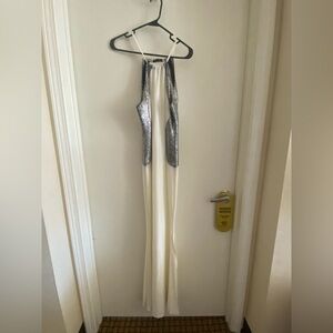 YLIYA Black and White XL Top